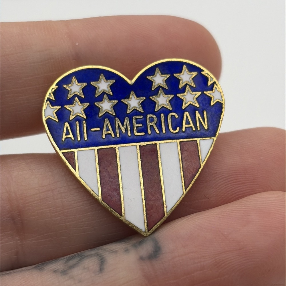 Vintage 1980 All American Heart Flag‎ USA Patriotic Lapel Hat Pin